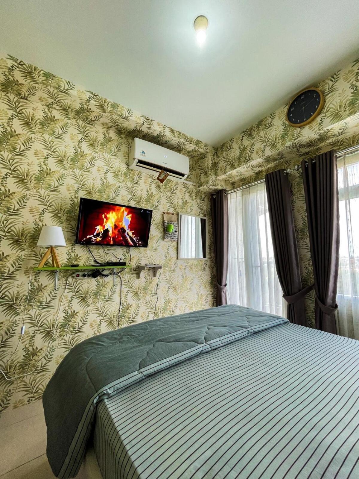 Metropolitan Park Berkasi With Pool & Wifi *