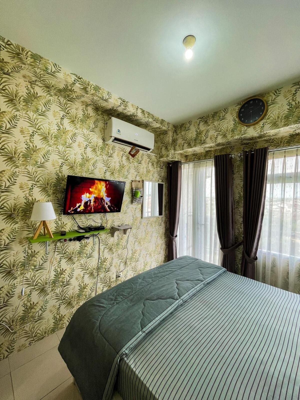 Metropolitan Park Berkasi With Pool & Wifi *