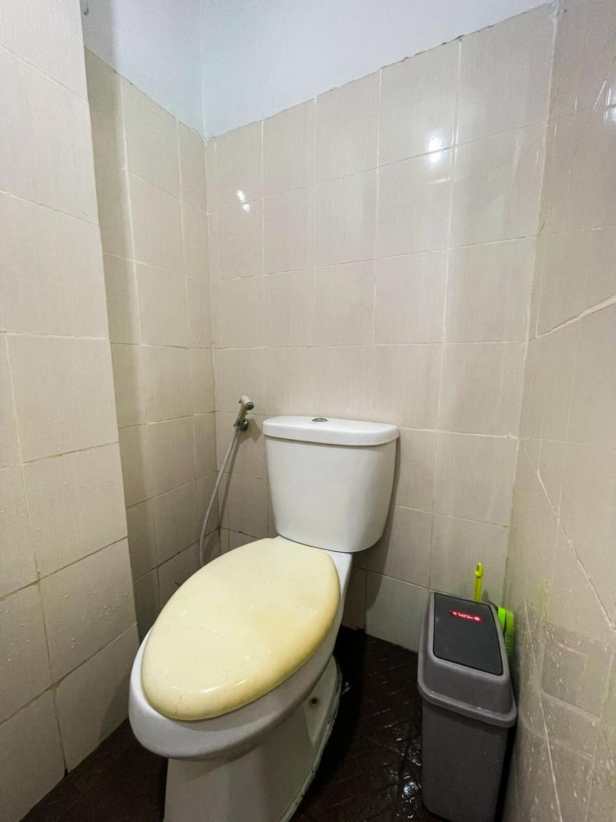 Metropolitan Park Berkasi With Pool & Wifi * Bekasi